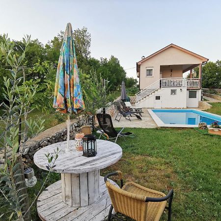 Apartman Selma Vinine Zewnętrze zdjęcie